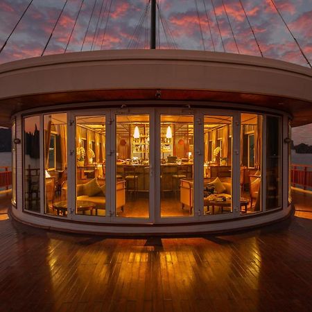 הלונג Heritage Line Ylang Cruise - Halong Bay & Lan Ha Bay מראה חיצוני תמונה