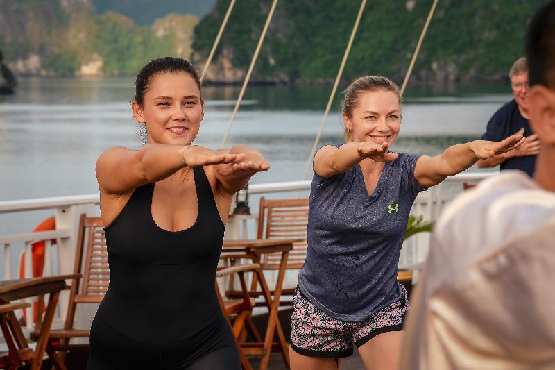 הלונג Heritage Line Ylang Cruise - Halong Bay & Lan Ha Bay מראה חיצוני תמונה