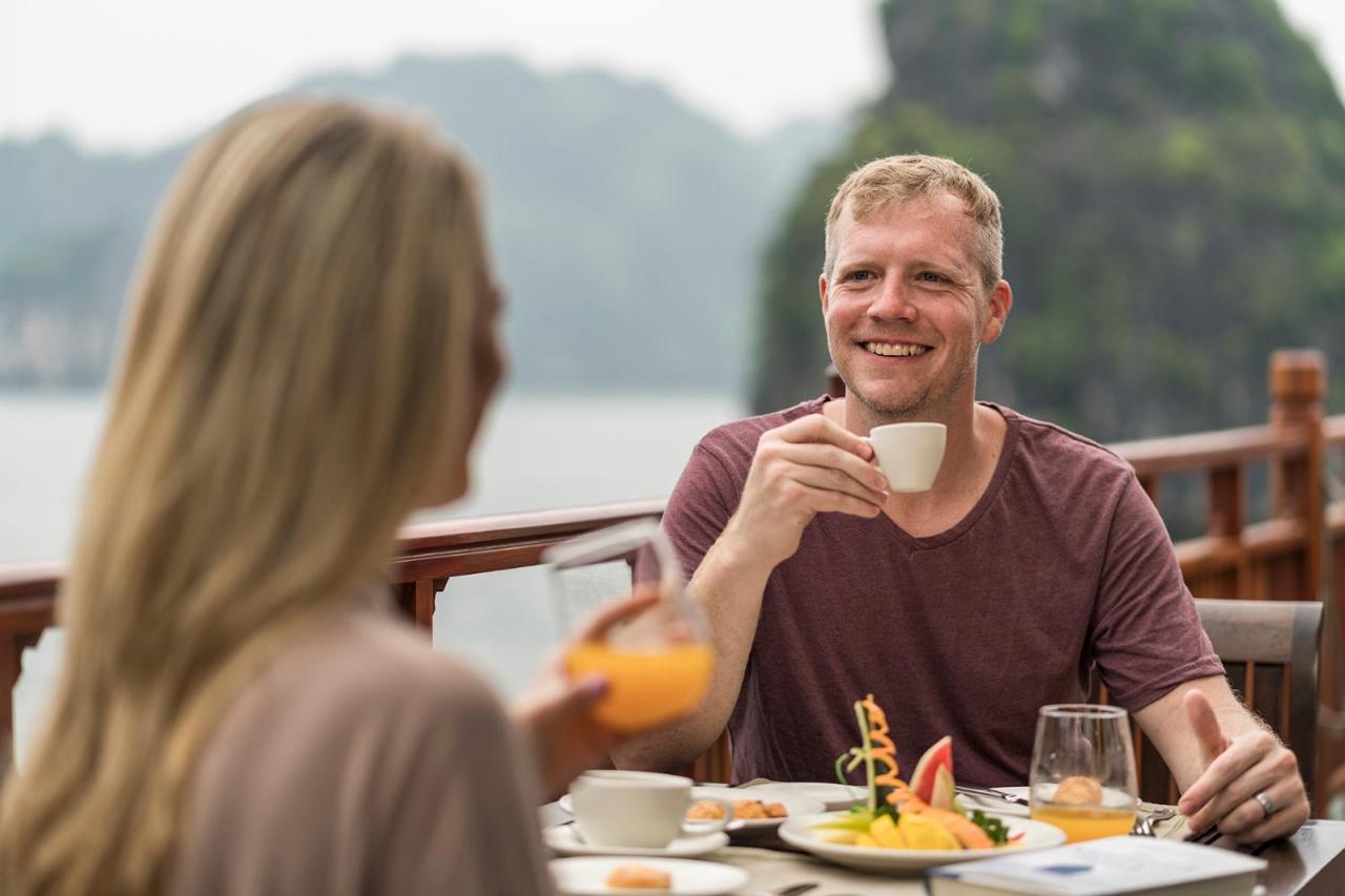 הלונג Heritage Line Ylang Cruise - Halong Bay & Lan Ha Bay מראה חיצוני תמונה
